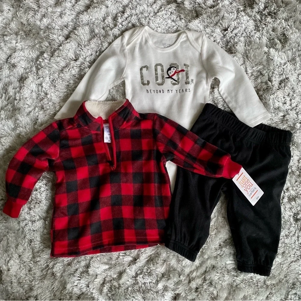 Carter’s NWT Baby 3 Piece Matching Set Size 6 Months